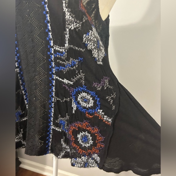 Free people crochet embroidered black tunic tank top B1 - Picture 6 of 13